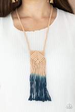 Look at Macramé Now Blue